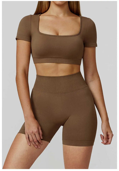 Women’s Seamless Short-Sleeve Crop Top