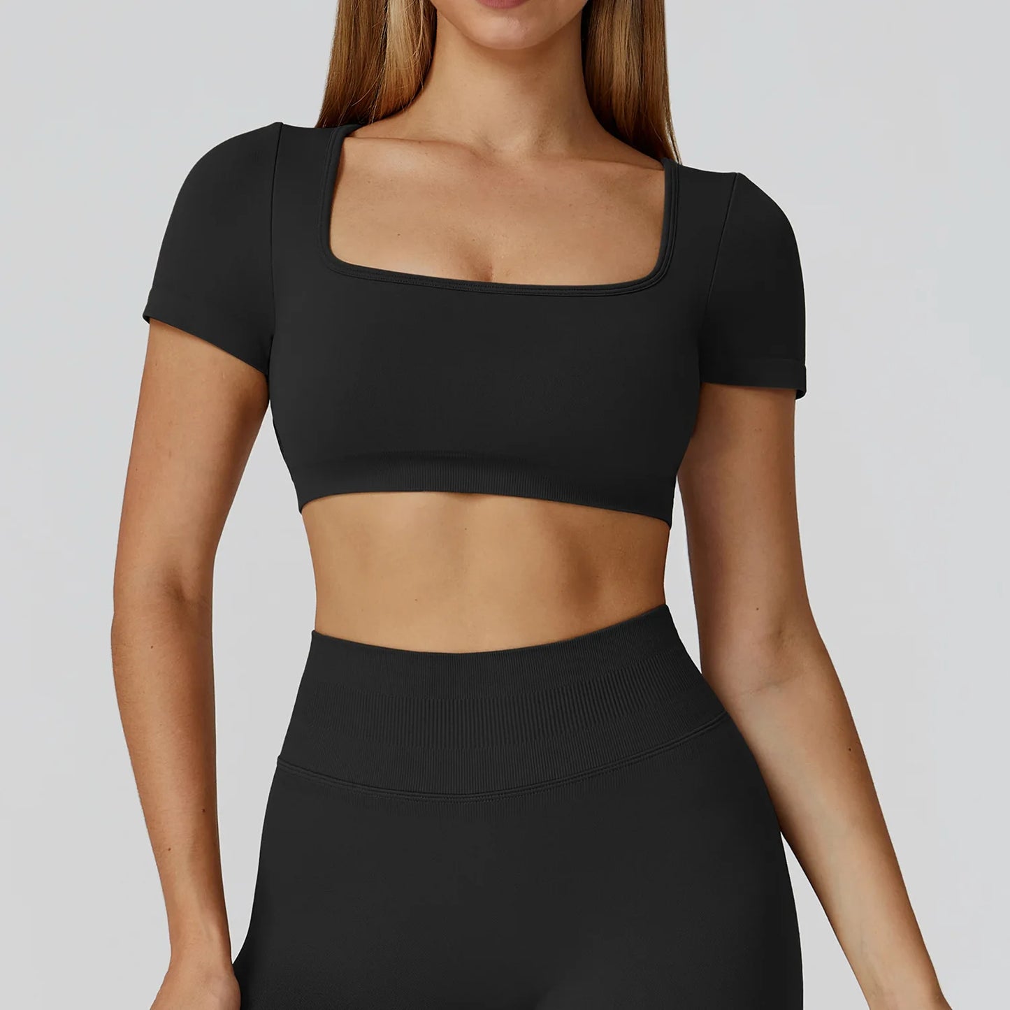 Women’s Seamless Short-Sleeve Crop Top
